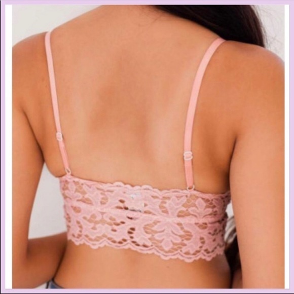 Pink lace bralette - Picture 2 of 4